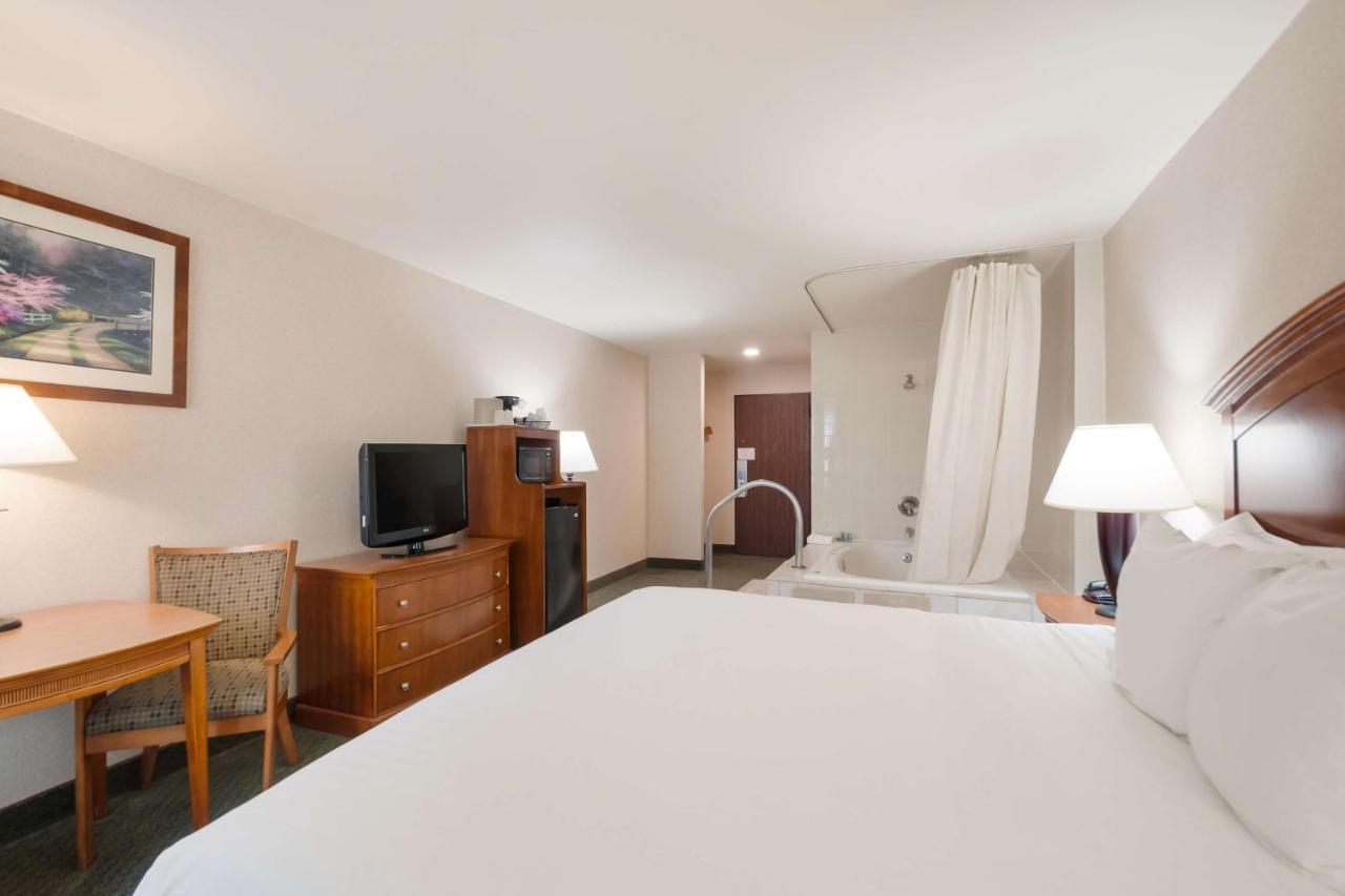 Best Western Манассас Экстерьер фото
